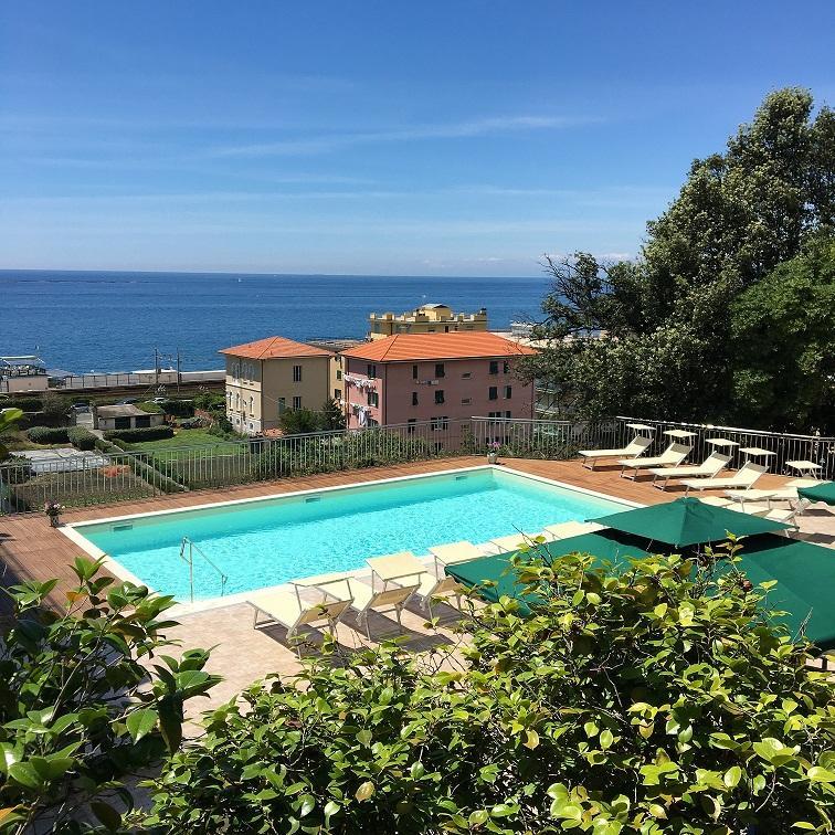 Hotel Mediterraneo Cavi di Lavagna Extérieur photo